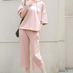 魅力妮妮女装 时尚风潮与创业机遇